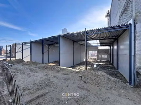 nieuwbouw kmo-units van 221m² te huur (vh van 7m  2 parkings  aparte loopdeur en raam)  te