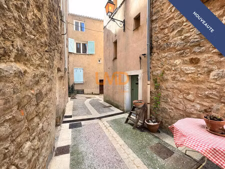 maison de village 18 ème en pierre fort potentiel châteaudouble