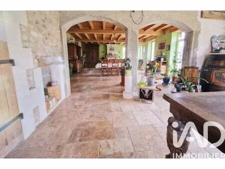 vente maison à montchaude (16300) : à vendre / 191m² montchaude