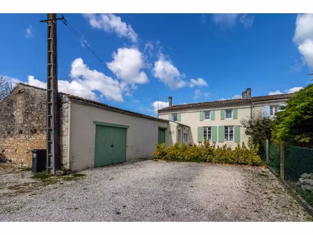 vente maison 6 pièces 143m2 saint-porchaire 17250 - 275600 € - surface privée