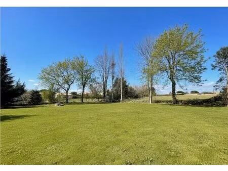 vente terrain 1205 m² castelmaurou (31180)