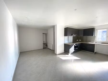 location appartement 3 pièces 59m²