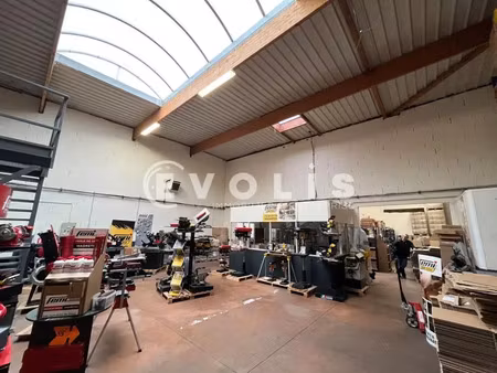 a proximité des grands axes  proche de lyon !