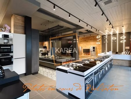 location local commercial 190m² serris 77700