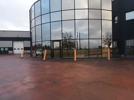 location local professionnel 158m² preaux 76160