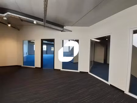 a louer  surface divisible