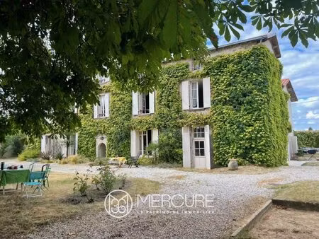 maison à frontenay-rohan-rohan