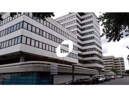 location bureau bordeaux 33000