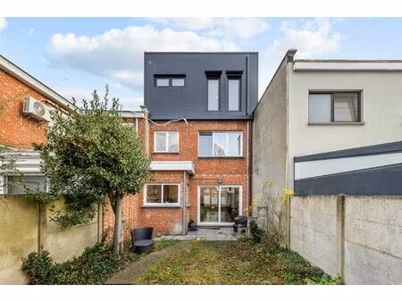 huis te koop in berchem met 4 slaapkamers
