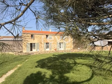 achat maison 8 pièces 141m² les brouzils 85260