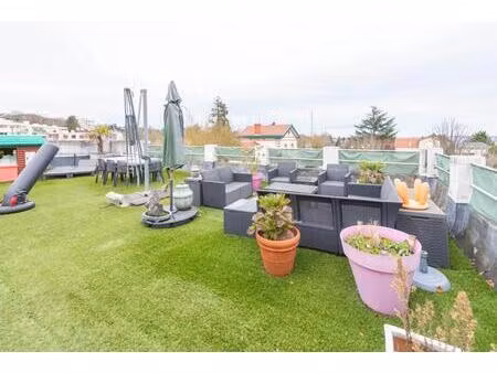 appartement traversant 150m² avec toit-terrasse