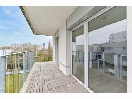 appartement de 3 pièces de 68 2 m² à nantes