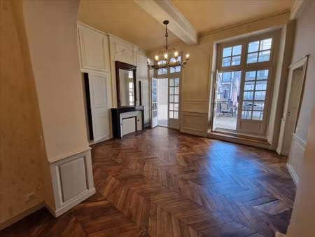 location appartement 4 pièces 105 m² à riom (63200)