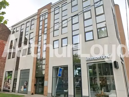 location local commercial marcq-en-baroeul visibilité et accès tramway