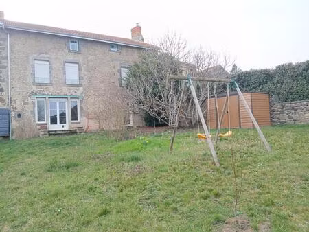 location maison 6 pièces 162 m² à volvic (63530)