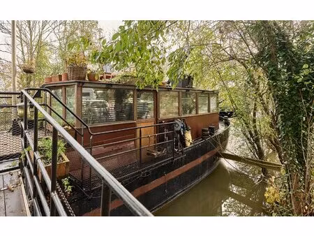 péniche rénovée à dole