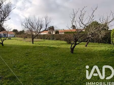 vente terrain à barbâtre (85630) : à vendre / 466m² barbâtre