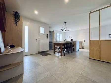 vente maison à brette-les-pins (72250) : à vendre / 119m² brette-les-pins