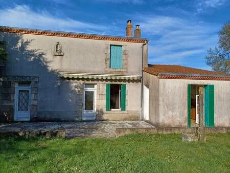 vente maison à saint-lumine-de-clisson (44190) : à vendre / 170m² saint-lumine-de-clisson
