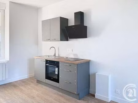 location appartement t1 à dinan (22100) : à louer t1 / 19m² dinan