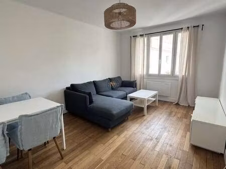 location appartement 3 pièces meublé à nantes centre ville (44000) : à louer 3 pièces meub