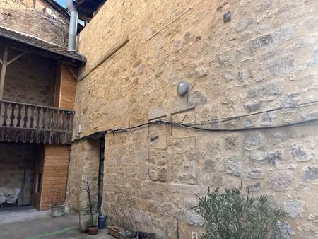 vente appartement 4 pièces 64 m² figeac (46100)