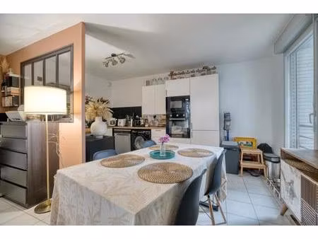 appartement 3 pièces avec spacieuse terrasse à blagnac