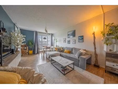 charmant t3 rénové de 67 m² à cenon