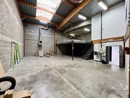 local d'activite a vendre