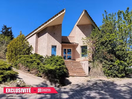 vente maison 7 pièces 291 m² besse-sur-issole (83890)