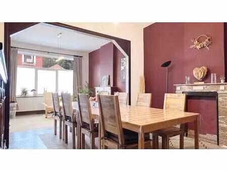 spacieuse maison 6 ch à 5 min du centre