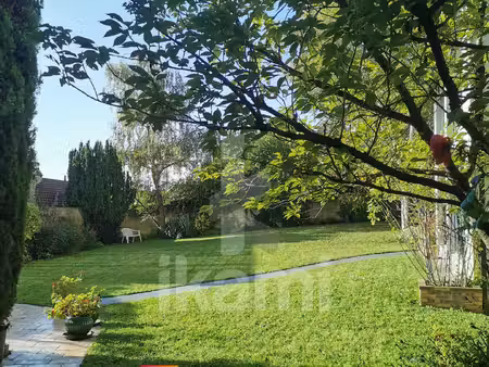 maison d'exception 207 m2 avec atelier vitré - la roche guyon