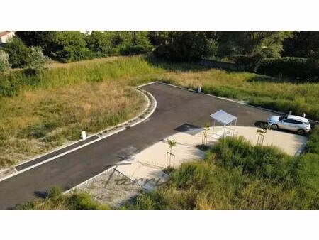 terrain constructible viabilisé à vendre