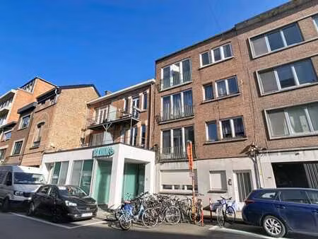 instapklaar appartement met 2 slaapkamers op toplocatie!