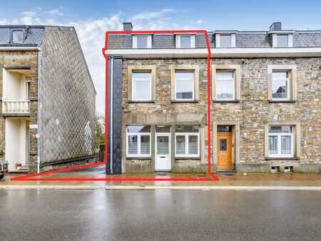 maison 4 chambres 3 façades avec garage – centre de bertrix