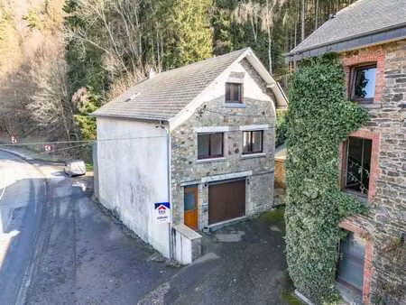 maison 4 façades avec 3 chambres et jardin à vielsalm