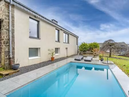 maison rénovée avec piscine à sensenruth (bouillon)