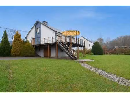 maison plain-pied 4 façades avec garage et jardin  à libin