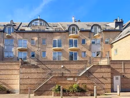 tres beau duplex tres lumineux