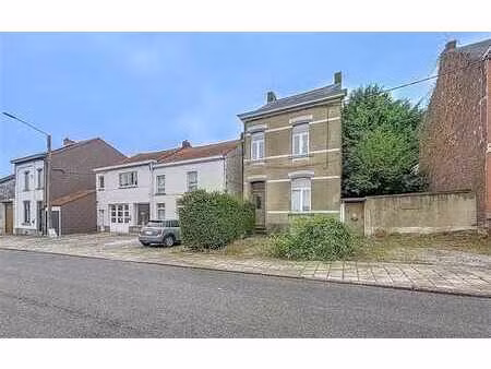 maison a renover avec jardin