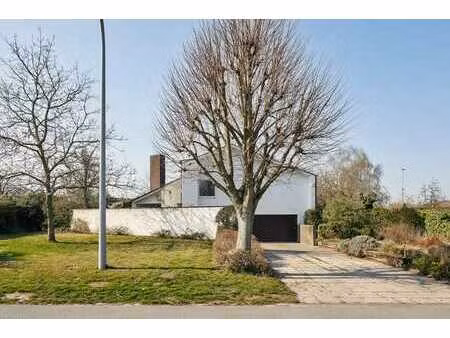 villa moderniste rare signée jacques dupuis