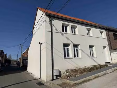 maison entièrement rénovée située à bouvignies à seulement