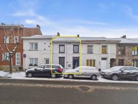 *** plus de visite possible ***maison 3 chambres avec jardin