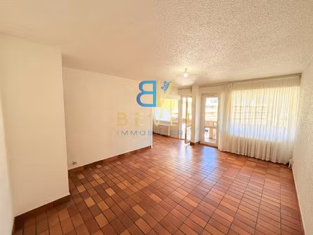 (73) saint-jean-de-maurienne - appartement t5 idéal - hyper