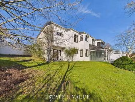 superbe villa dans un environnement champêtre