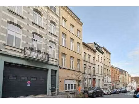 immeuble de rapport à vendre à ixelles