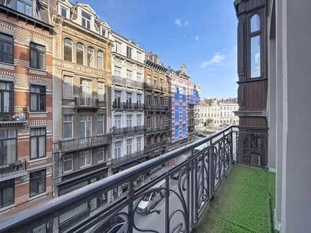 sablon - agréable et lumineux appartement avec terrasse