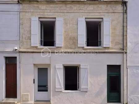 immeuble de rapport 215m² – 4 appartements loués – 28 000 € loyers/an – centre de bergerac