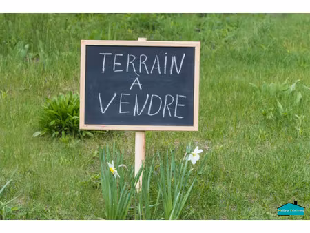 vente terrain à challans (85300) : à vendre / 184m² challans