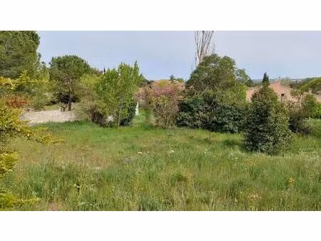 terrain constructible viabilisé à vendre